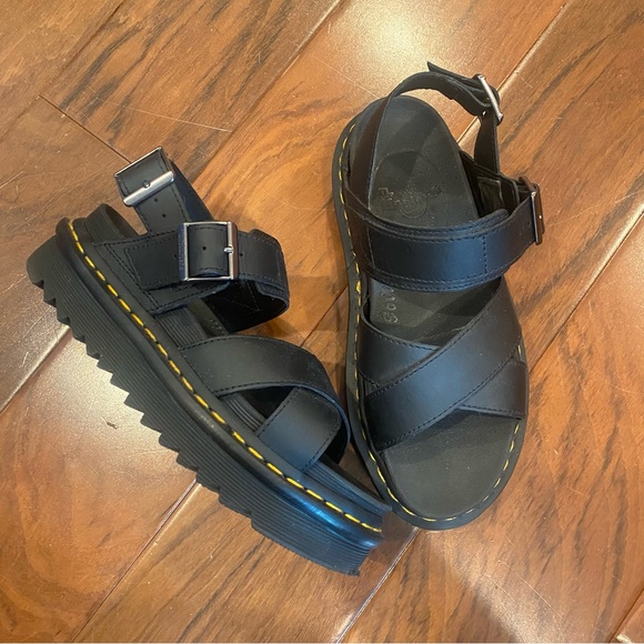 Dr. Martens Shoes - Dr Marten Sandals Voss II 2 Platforms